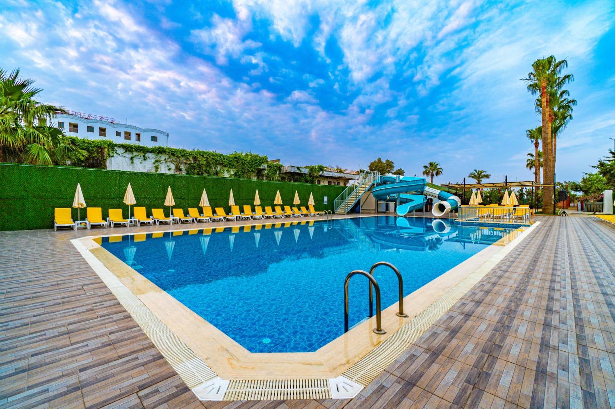 De Mare Family Hotel Konaklı Exteriör bild